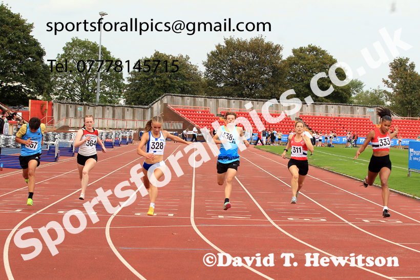 100 metres, Gateshead Tartan Games.  Photo: David T. Hewitson/Sports for All Pics